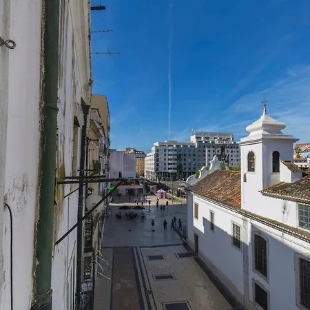 To Be Mouraria Lisbon