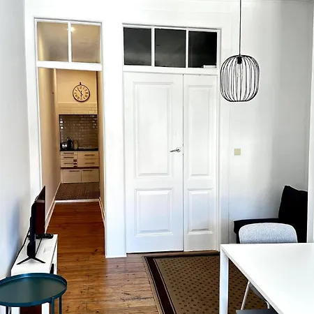 Appartement To Be Mouraria Lissabon